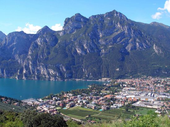 16_lago.jpg